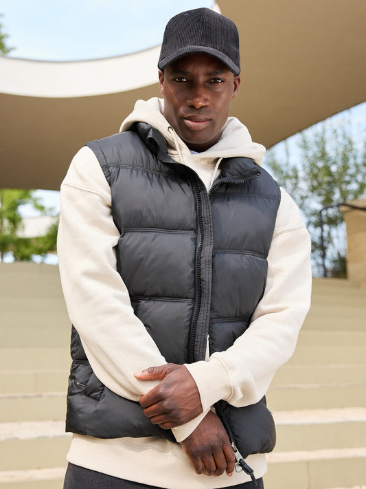 Men's padded vest