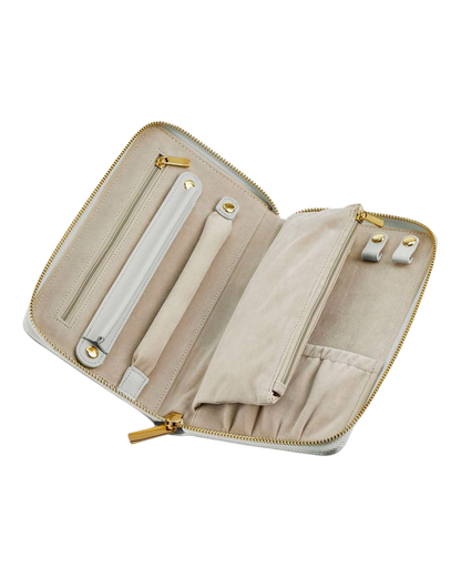 Travel jewelry case